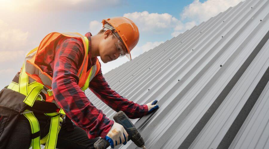 GAF certified roofer in Wellersburg, PA